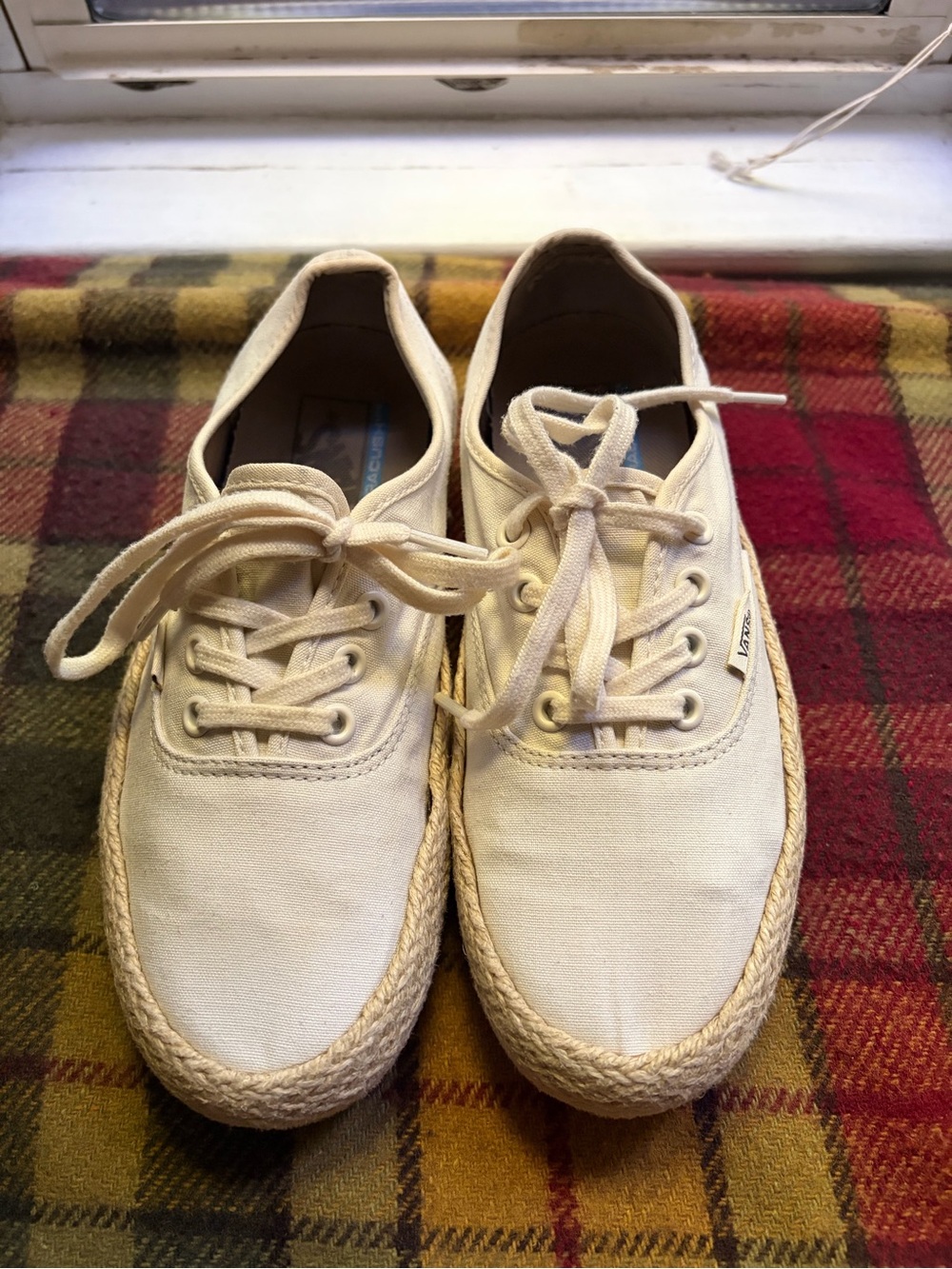 Vans Platform Esp Canvas Sneakers in Off-White with Natural Jute - Picture 3 of 5
